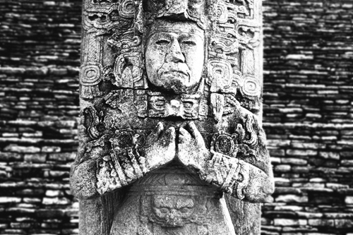Tonina-Statue
